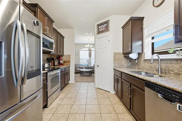 6520 Vista View Drive, Waco, TX 76712