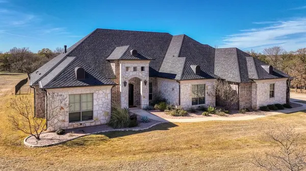 140 Rocky Run, Lipan, TX 76462