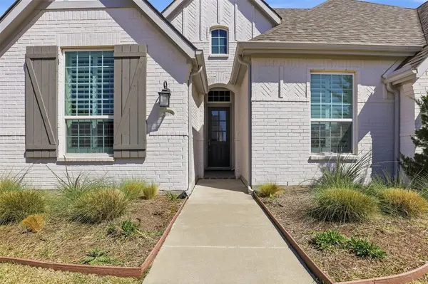 2009 Crescent Street, Fort Worth, TX 76008