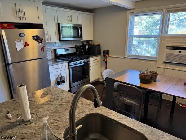 1737 E 2Nd St, Scotch Plains Twp., NJ 07076