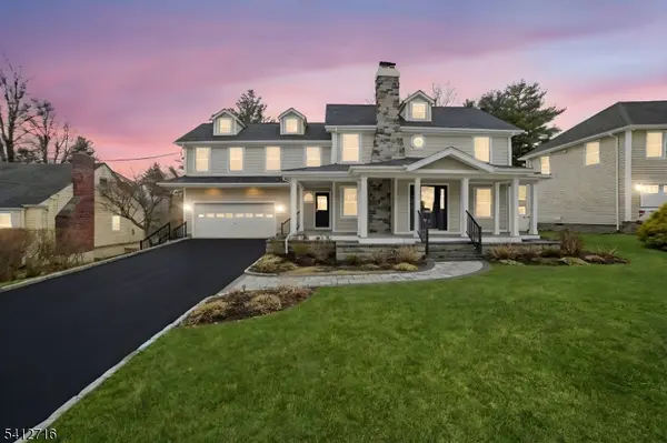 6 Colony Drive, North Caldwell Boro, NJ 07006