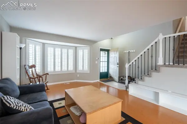 389 Oxbow DR, Monument, CO 80132