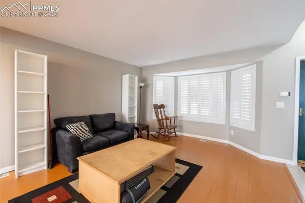 389 Oxbow DR, Monument, CO 80132