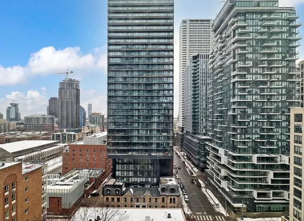 65 Mutual ST #1003, Toronto C08, ON M5B 0E5