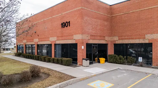 1901 Forbes ST, Whitby, ON L1N 9A7