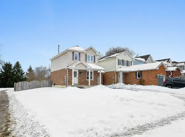 102 Penfound DR, Clarington, ON L1C 4B8