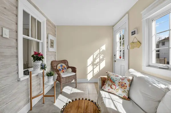 75 Cambridge RD E, Fort Erie, ON L0S 1B0