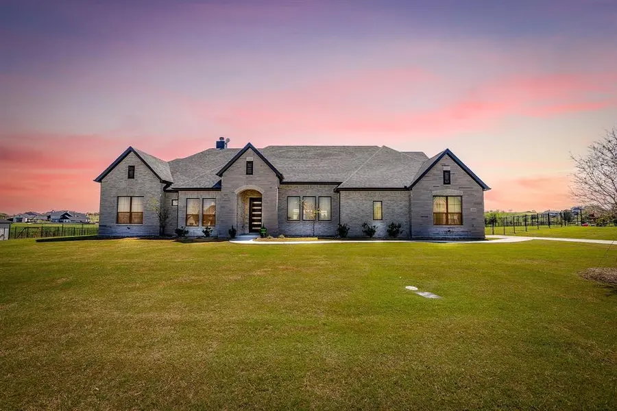 329 Mescalero Street, Aledo, TX 76008