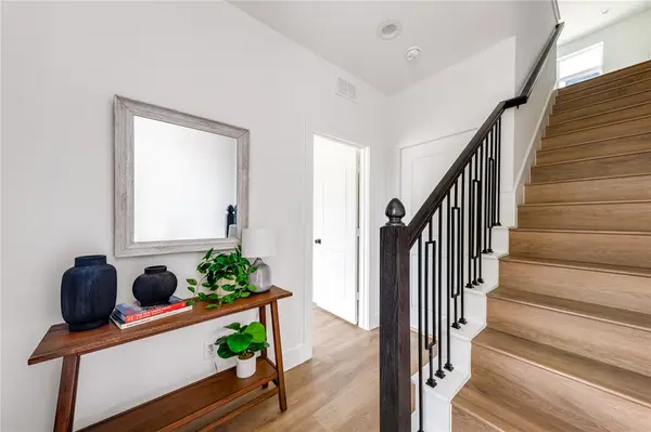 13325 Bee Street #302, Farmers Branch, TX 75234