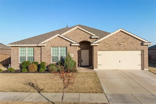 3816 Waldorf Drive, Denton, TX 76208