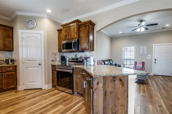 2234 Westpoint Circle, Terrell, TX 75161