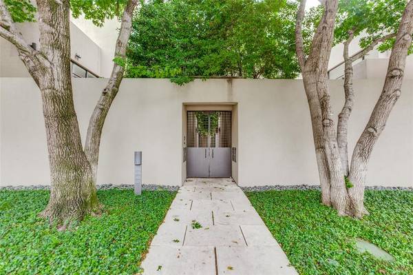 4335 Travis Street, Dallas, TX 75205
