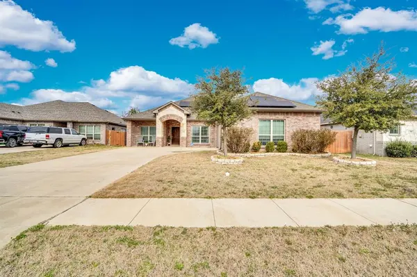 503 Woodhaven Drive, Waxahachie, TX 75165