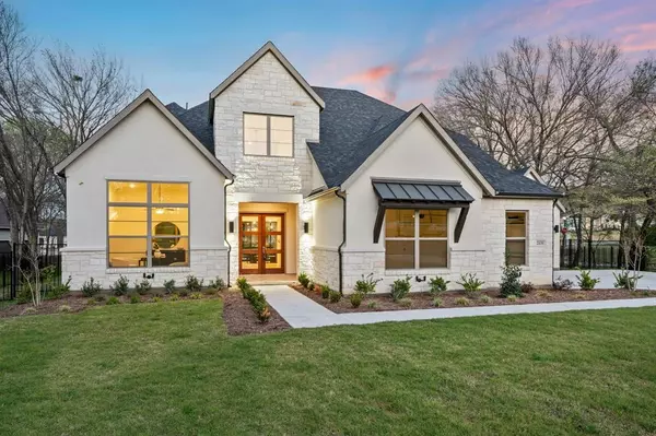 2131 Ravenwood Drive, Keller, TX 76262