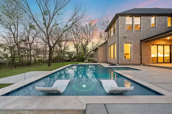 2131 Ravenwood Drive, Keller, TX 76262