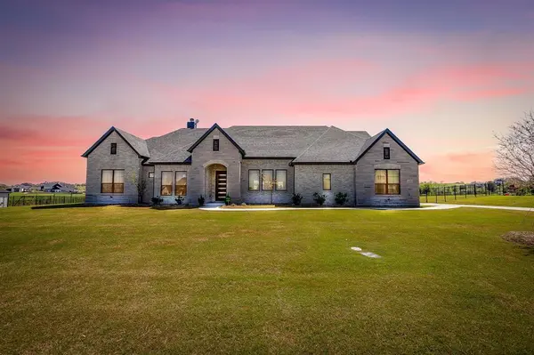 329 Mescalero Street, Aledo, TX 76008