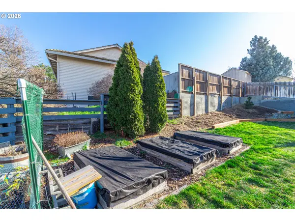 305 SE 9TH DR, Hermiston, OR 97838