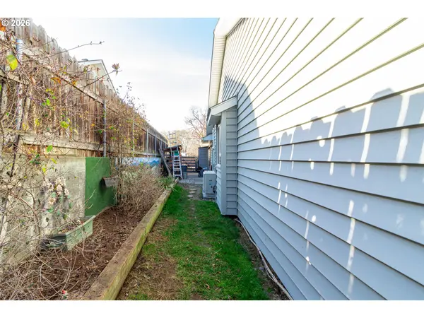 305 SE 9TH DR, Hermiston, OR 97838