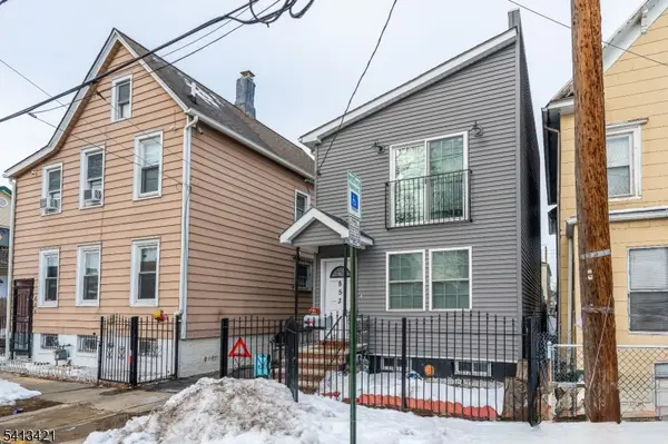 853 Rebecca Pl, Elizabeth City, NJ 07201