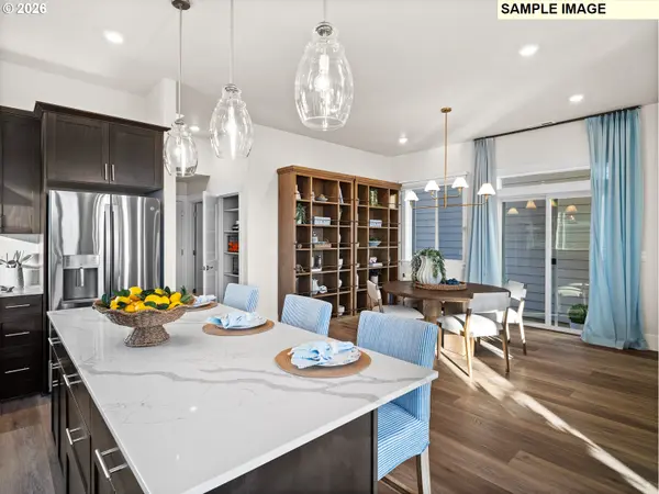 16878 SW Cairn LN, King City, OR 97140