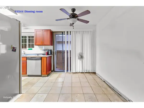 15544 NE COUCH ST, Portland, OR 97230