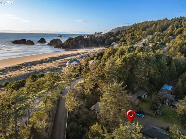 598 N LAUREL ST #A, Cannon Beach, OR 97110