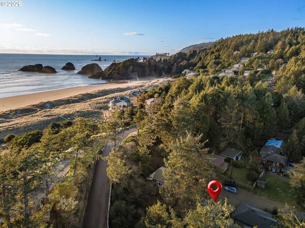 598 N LAUREL ST #A, Cannon Beach, OR 97110