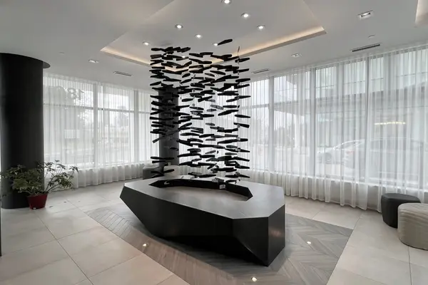 180 Fairview Mall DR #1005, Toronto C15, ON M2J 0E8