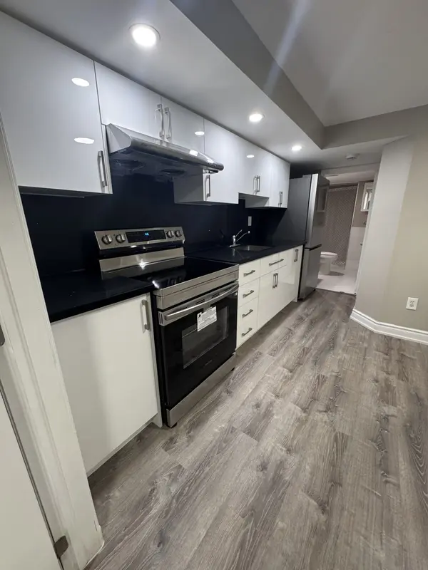 20 Robinson AVE #3 Bsmt, Toronto E06, ON M1L 3S7