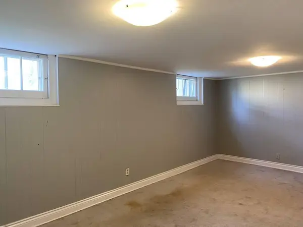 11 Hutton AVE #(BSMT), Toronto E03, ON M4C 3L2