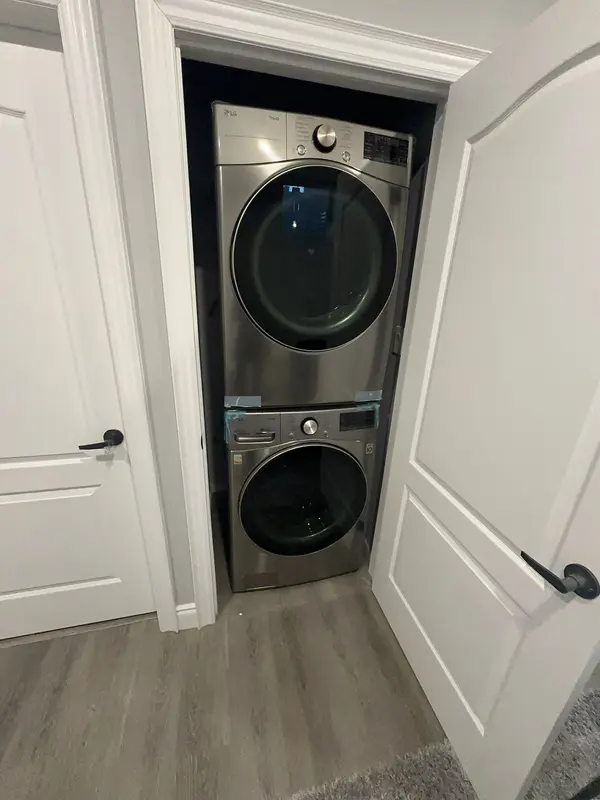 3212 PRESERVE DR, Oakville, ON L6M 0W6