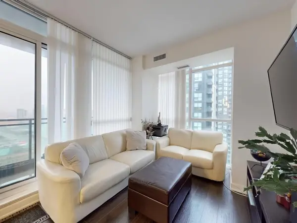 4065 Brickstone Mews #3102, Mississauga, ON L5B 0G3