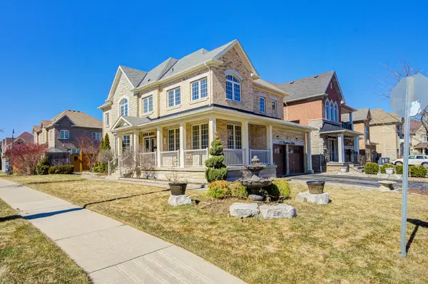 13 Brentwick DR, Brampton, ON L6X 3B3