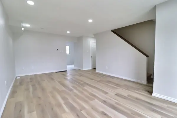 1200 Cheapside ST #36, London East, ON N5Y 5J7