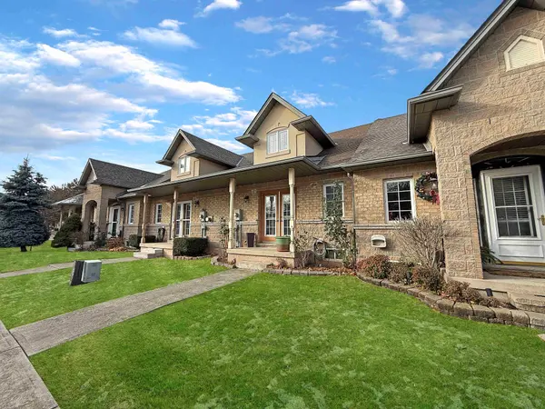 47 Dynasty AVE, Hamilton, ON L8G 4Z5