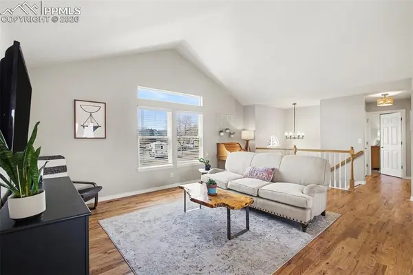 7885 Lindsey DR, Colorado Springs, CO 80920