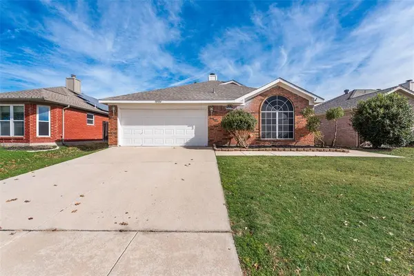 10504 Aransas Drive, Fort Worth, TX 76131