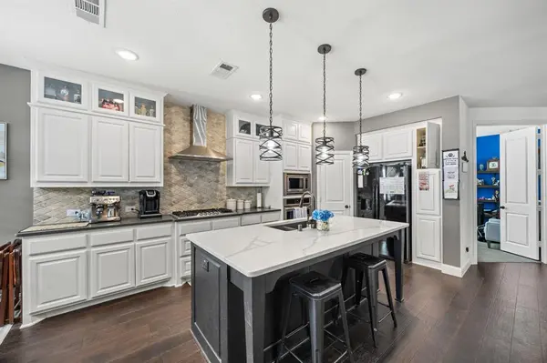 813 Pier Street, Little Elm, TX 76227