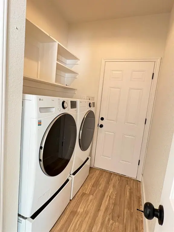 2801 Country Villa Circle, Carrollton, TX 75006