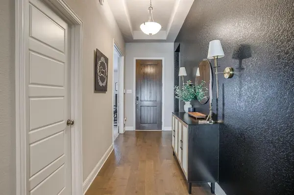 709 Waterford Way, Joshua, TX 76058