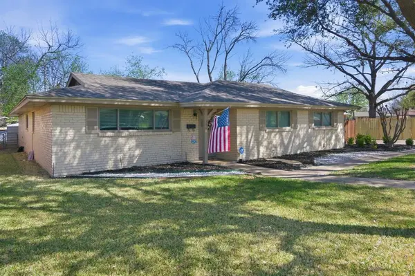 3608 Northcut Drive, North Richland Hills, TX 76117