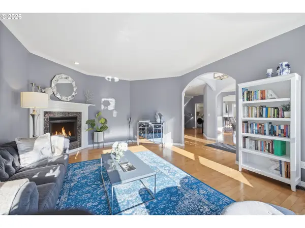 21305 MILES DR, West Linn, OR 97068