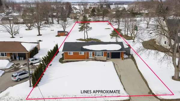 52 Water ST, Huron East, ON N0K 1G0