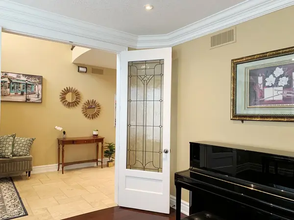 106 Paige ST, Kitchener, ON N2K 4P6