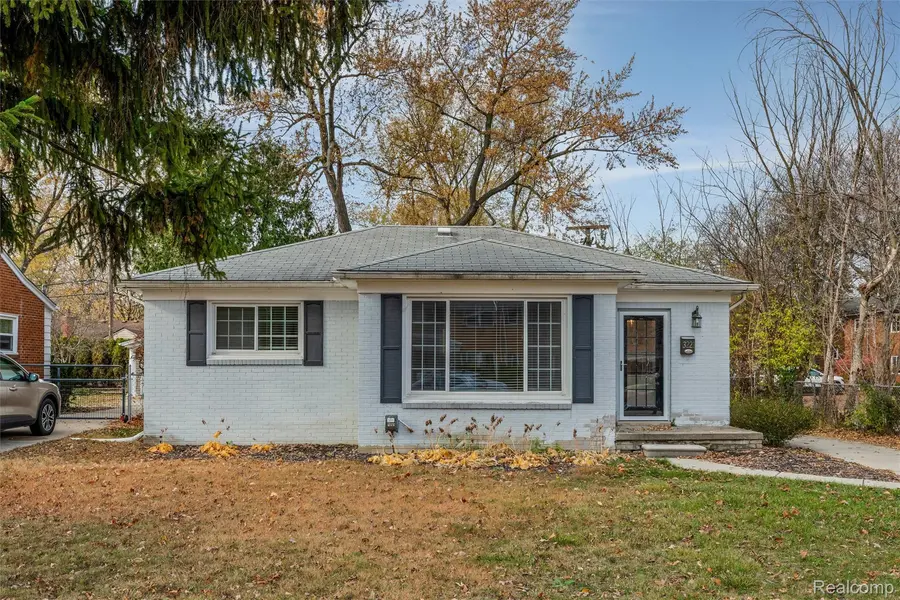 3221 shenandoah DR, Royal Oak, MI 48073