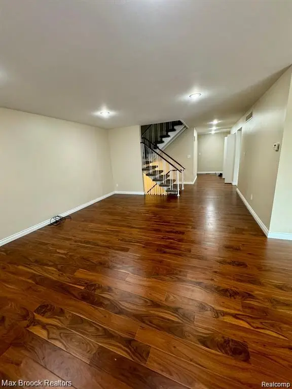 7146 PEBBLE PARK DR, West Bloomfield Charter Township, MI 48322