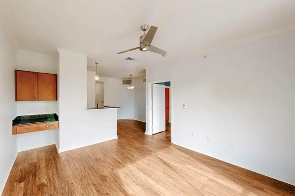 330 Las Colinas Boulevard E #342, Irving, TX 75039