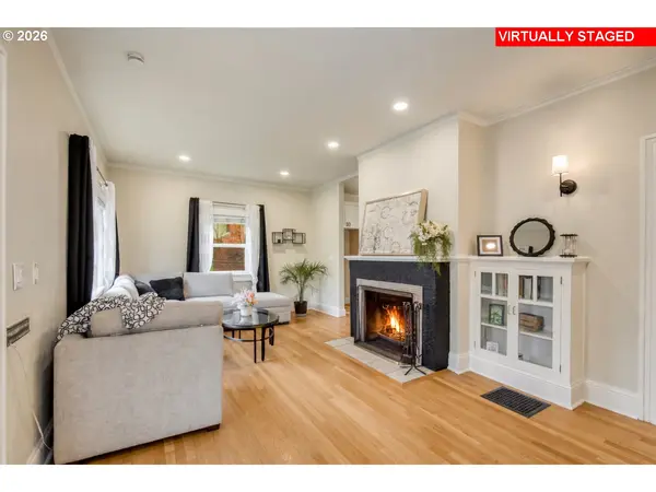 2123 SE 52ND AVE, Portland, OR 97215