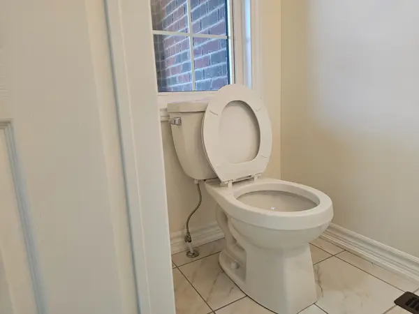 5 Heather Fullerton RD, Georgina, ON L0E 1R0