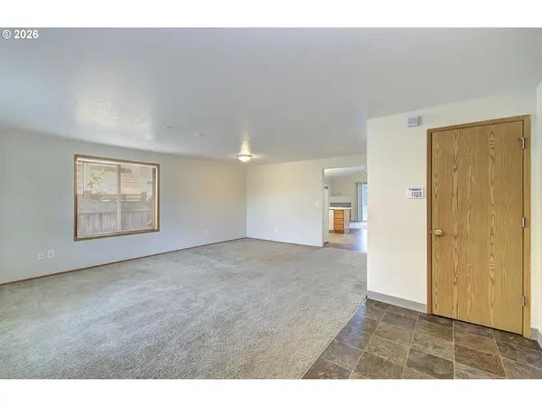 18716 SE 11TH ST, Vancouver, WA 98683